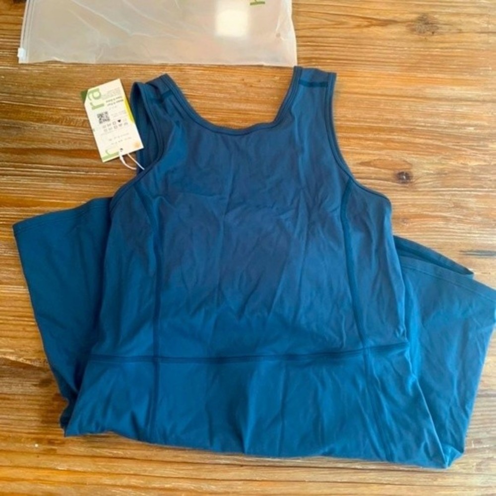 XS. Halara everyday activity blue dress.